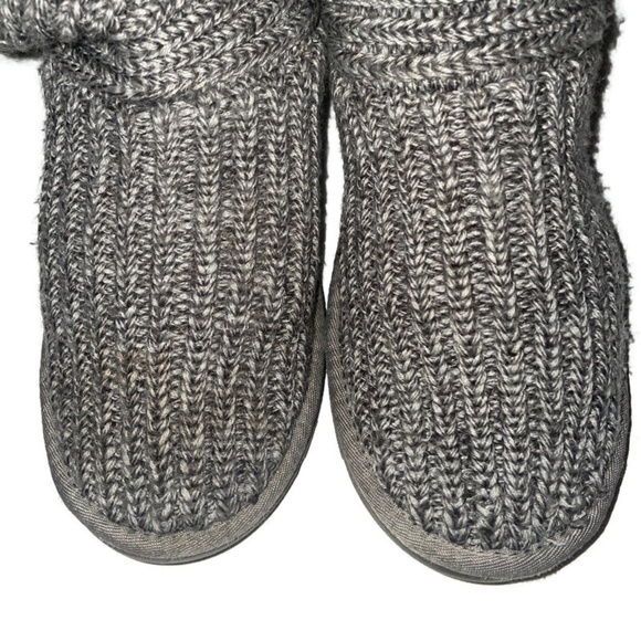 UGG Classic Cardy Knit Boot size 6 - Picture 3 of 8